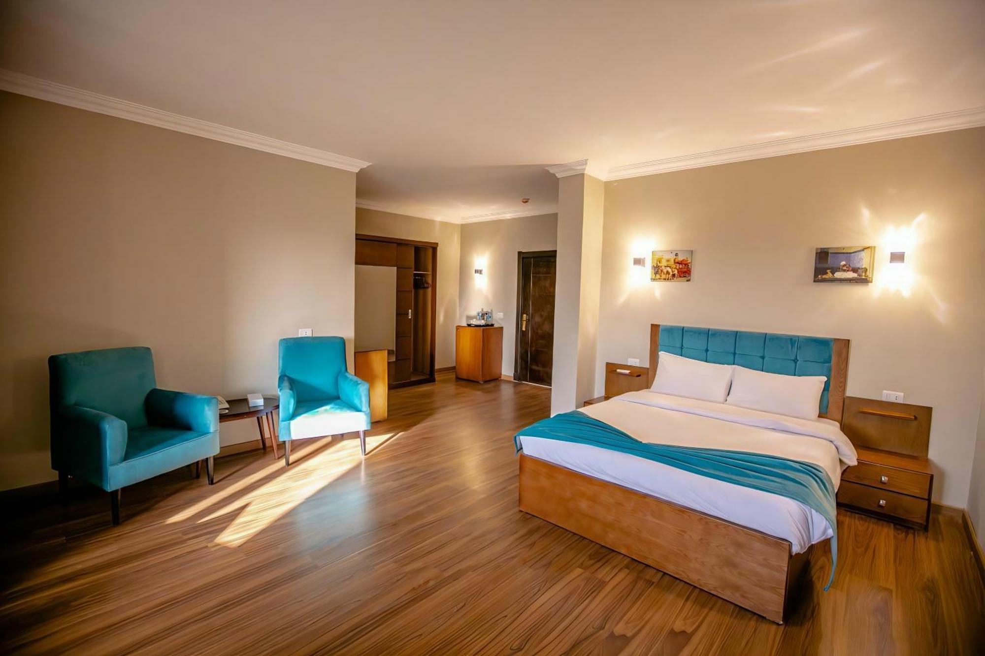 Pyramids Oasis Hotel Kafret el-Gabal Eksteriør bilde