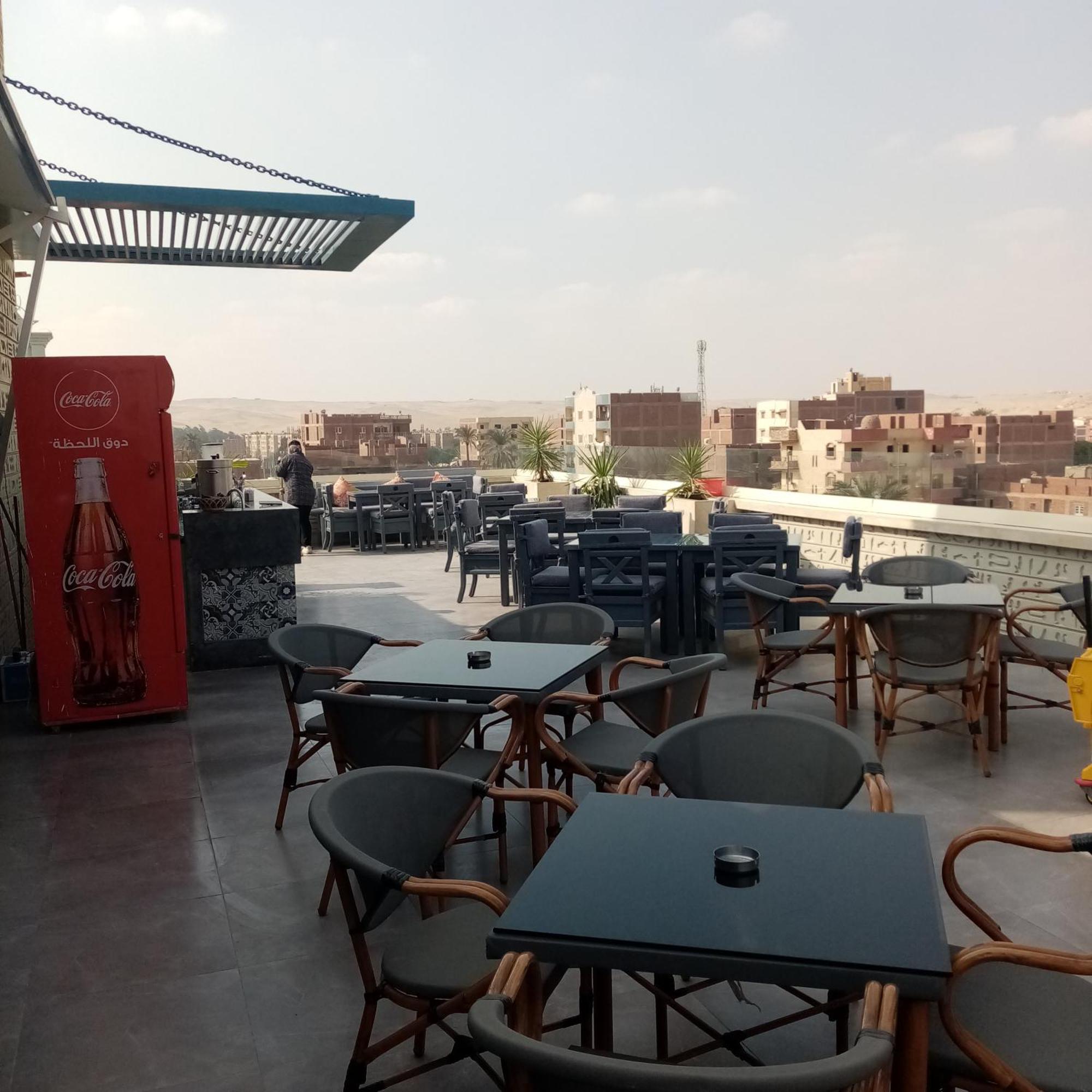 Pyramids Oasis Hotel Kafret el-Gabal Eksteriør bilde